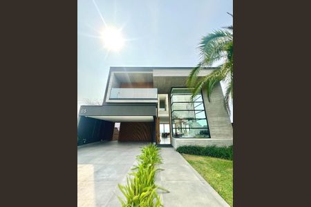 Casa de condomínio à venda com 541m², 4 quartos e 4 vagas Casa de condomínio à venda com 541m², 4 quartos e 4 vagasIMG_E1067