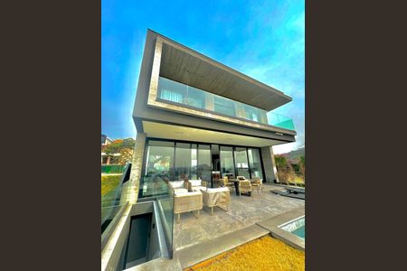 Casa de condomínio à venda com 541m², 4 quartos e 4 vagas Casa de condomínio à venda com 541m², 4 quartos e 4 vagasIMG_E1111