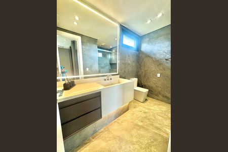 Casa de condomínio à venda com 541m², 4 quartos e 4 vagas Casa de condomínio à venda com 541m², 4 quartos e 4 vagasIMG_E1148