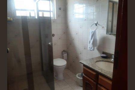 Casa à venda com 4 quartos, 300m² em Cidade Líder, São Paulo