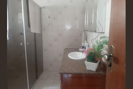 Casa à venda com 4 quartos, 300m² em Cidade Líder, São Paulo