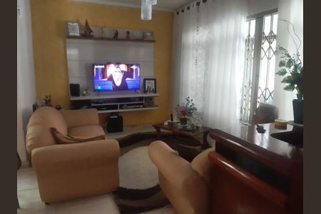 Casa à venda com 4 quartos, 300m² em Cidade Líder, São Paulo