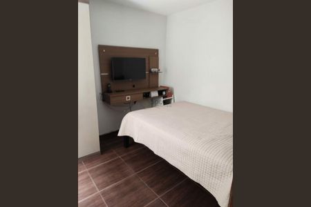 Casa à venda com 3 quartos, 152m² em Vila Bertioga, São Paulo