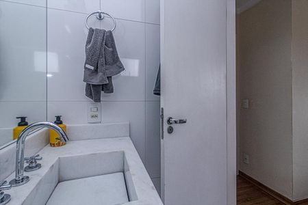 Apartamento à venda com 64m², 2 quartos e 1 vagaBanheiro Suíte 