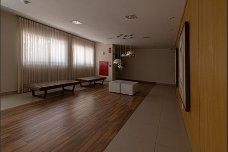 Apartamento à venda com 64m², 2 quartos e 1 vagaÁrea comum