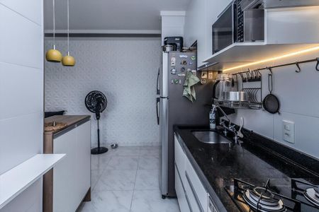 Apartamento à venda com 64m², 2 quartos e 1 vagaCozinha