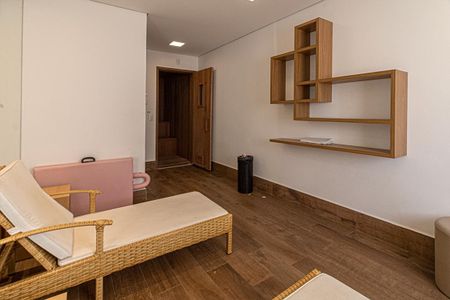 Apartamento à venda com 64m², 2 quartos e 1 vagaÁrea comum