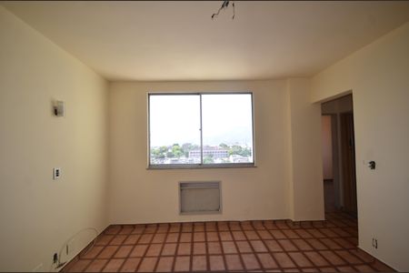 Sala de apartamento para alugar com 2 quartos, 58m² em Cascadura, Rio de Janeiro