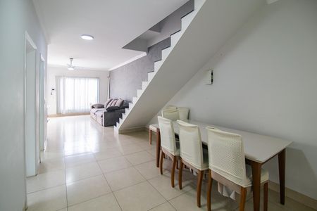 Casa para alugar com 191m², 4 quartos e 3 vagasSala de jantar