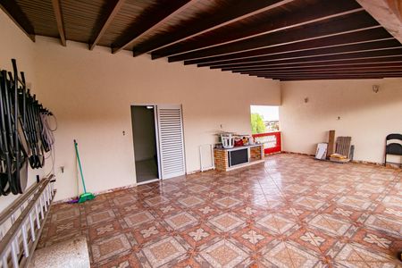 Casa para alugar com 191m², 4 quartos e 3 vagasVaranda Suite