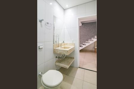 Casa para alugar com 191m², 4 quartos e 3 vagasBanheiro Social