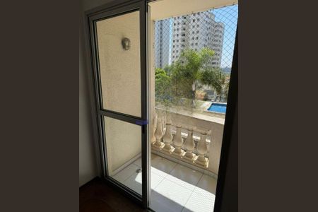 Apartamento à venda com 65m², 2 quartos e 1 vagaFoto 04