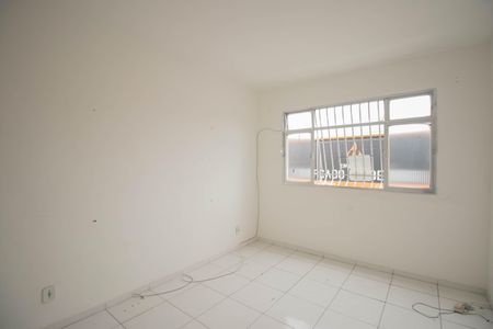 Sala de apartamento para alugar com 2 quartos, 90m² em Porto da Pedra, São Gonçalo
