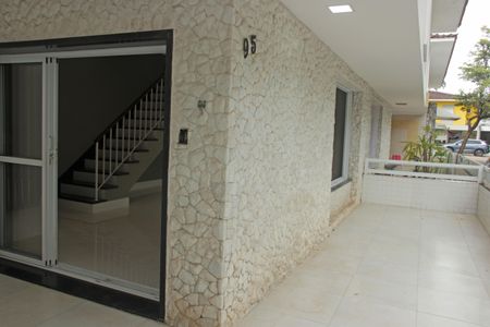 Casa para alugar com 180m², 3 quartos e 3 vagasQuintal