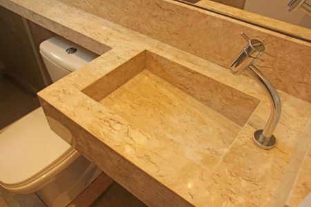 Casa para alugar com 180m², 3 quartos e 3 vagasBanheiro Social 1