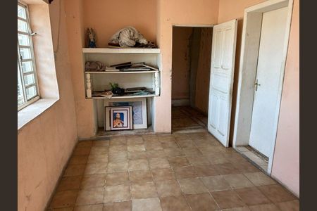 Casa à venda com 4 quartos, 200m² em Industrial, Contagem