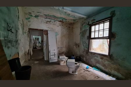 Casa à venda com 4 quartos, 200m² em Cambuci, São Paulo