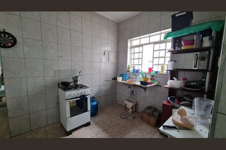 Casa à venda com 4 quartos, 200m² em Cambuci, São Paulo