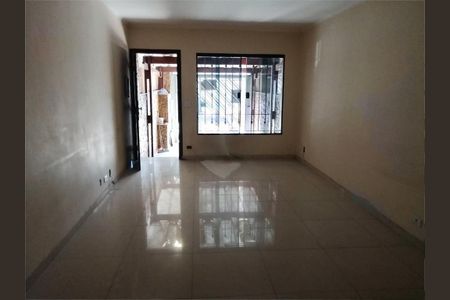 Casa à venda com 2 quartos, 110m² em Vila Rio Branco, São Paulo