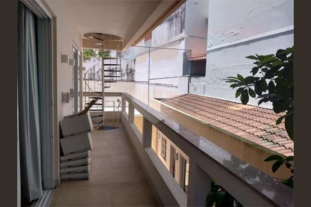 Casa à venda com 450m², 7 quartos e 3 vagas