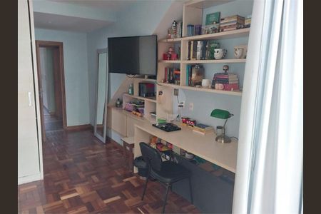 Casa à venda com 450m², 7 quartos e 3 vagas