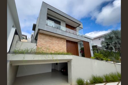 Casa de condomínio à venda com 480m², 4 quartos e 7 vagasFoto 05