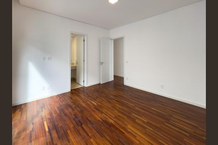 Casa de condomínio à venda com 480m², 4 quartos e 7 vagasFoto 43