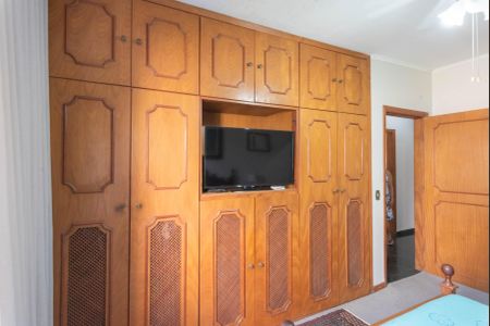 Casa à venda com 212m², 4 quartos e 3 vagas Casa à venda com 212m², 4 quartos e 3 vagasSuíte