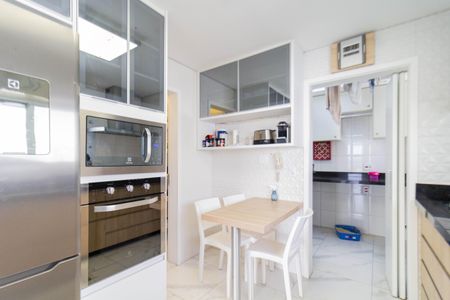 Apartamento à venda com 142m², 3 quartos e 2 vagasCozinha