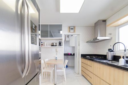 Apartamento à venda com 142m², 3 quartos e 2 vagasCozinha