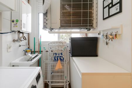 Apartamento à venda com 89m², 2 quartos e 2 vagasLavanderia