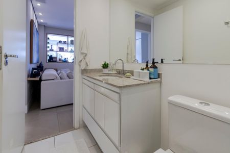 Apartamento à venda com 89m², 2 quartos e 2 vagasBanheiro