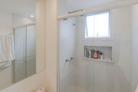 Apartamento à venda com 89m², 2 quartos e 2 vagasBanheiro da Suíte