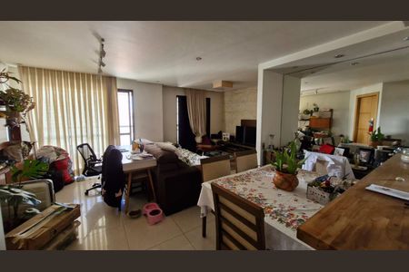 Apartamento à venda com 83m², 2 quartos e 2 vagasSala