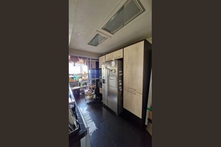 Apartamento à venda com 83m², 2 quartos e 2 vagasCozinha