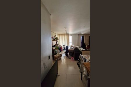 Apartamento à venda com 83m², 2 quartos e 2 vagasSala