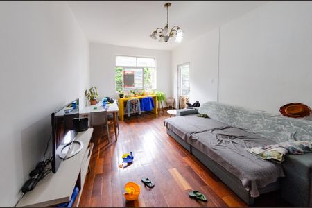 Sala de apartamento para alugar com 3 quartos, 101m² em Santo Antônio, Belo Horizonte