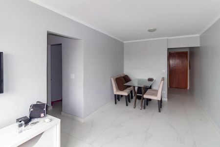 Sala de apartamento para alugar com 3 quartos, 83m² em Vila Ema, São Paulo