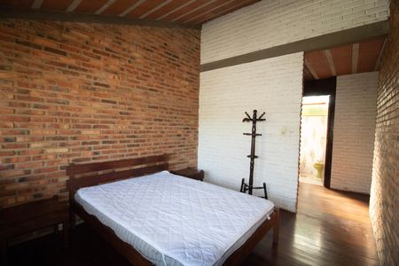 Casa para alugar com 1000m², 6 quartos e 3 vagas Casa para alugar com 1000m², 6 quartos e 3 vagasQuarto 03- Suite