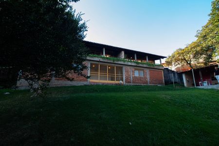 Casa para alugar com 1000m², 6 quartos e 3 vagas Casa para alugar com 1000m², 6 quartos e 3 vagasÁrea externa - Jardim