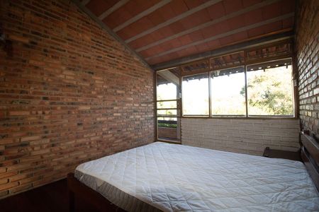 Casa para alugar com 1000m², 6 quartos e 3 vagas Casa para alugar com 1000m², 6 quartos e 3 vagasQuarto 03- Suite