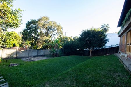 Casa para alugar com 1000m², 6 quartos e 3 vagas Casa para alugar com 1000m², 6 quartos e 3 vagasÁrea externa- Jardim