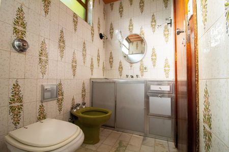 Casa para alugar com 1000m², 6 quartos e 3 vagas Casa para alugar com 1000m², 6 quartos e 3 vagasBanheiro Suite