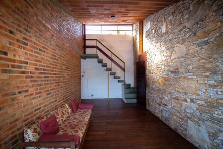Casa para alugar com 1000m², 6 quartos e 3 vagas Casa para alugar com 1000m², 6 quartos e 3 vagasSala 02