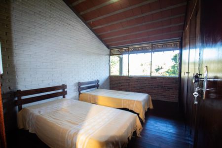 Casa para alugar com 1000m², 6 quartos e 3 vagas Casa para alugar com 1000m², 6 quartos e 3 vagasQuarto 01