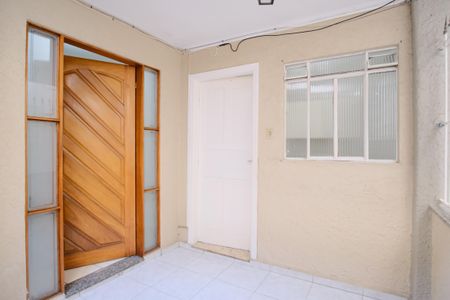 Casa para alugar com 50m², 1 quarto e sem vagaEntrada