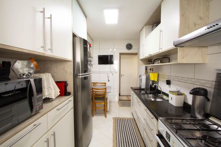 Apartamento à venda com 100m², 3 quartos e 1 vaga Apartamento à venda com 100m², 3 quartos e 1 vagaCozinha