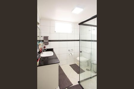 Apartamento à venda com 100m², 3 quartos e 1 vaga Apartamento à venda com 100m², 3 quartos e 1 vagaBanheiro