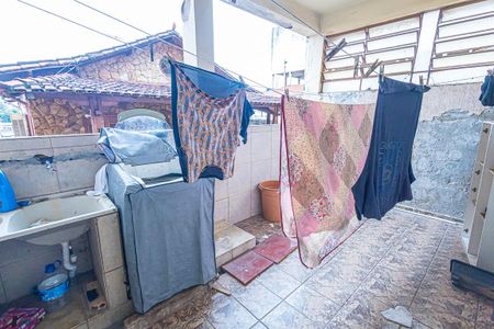 Casa à venda com 360m², 4 quartos e 4 vagas Casa à venda com 360m², 4 quartos e 4 vagasarea de serviço