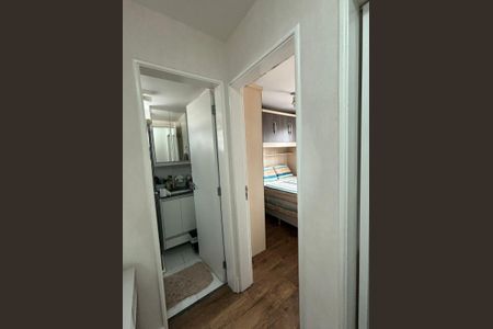 Apartamento à venda com 50m², 2 quartos e 1 vaga Apartamento à venda com 50m², 2 quartos e 1 vagaCorredor